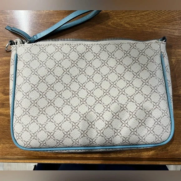 Nine West Blue Tote Bag Spacious and Minimalist with matching clutch - Picture 10 of 11